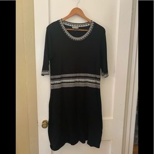 XL Black & White Sweater Dress